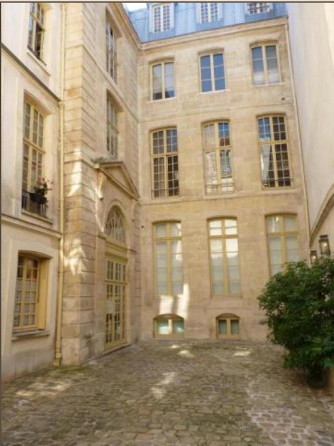 Apartmán Charming Cosy Triplex In Trendy Marais Paříž Exteriér fotografie